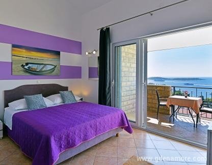 TAMARA APARTMENTS, ΣΤΟΥΝΤΙΟ ΔΙΑΜΕΡΙΣΜΑ VIOLET 4*, ενοικιαζόμενα δωμάτια στο μέρος Hvar, Croatia - VIOLET 01